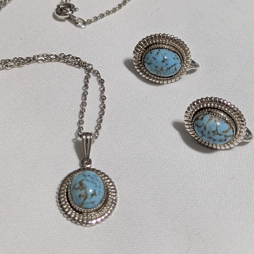 Vintage AMCO 14kGO Gold Jewelry Set With Turquoise Cabochons